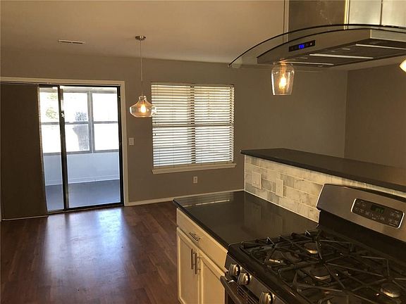 4th image of 1114 NW G St