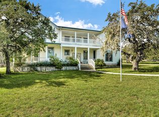 313 Lake View Dr, Boerne, TX 78006