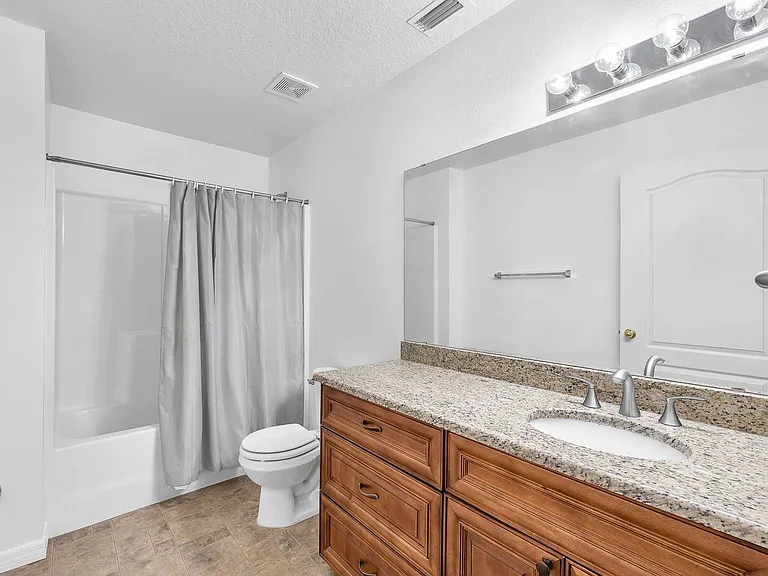 6760 Waterton Dr — Photo 16