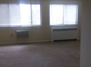 524 Thayer Ave APT 202, Silver Spring, MD 20910