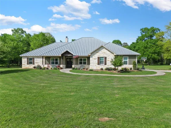7615 Willys Road, New Waverly, TX 77358
