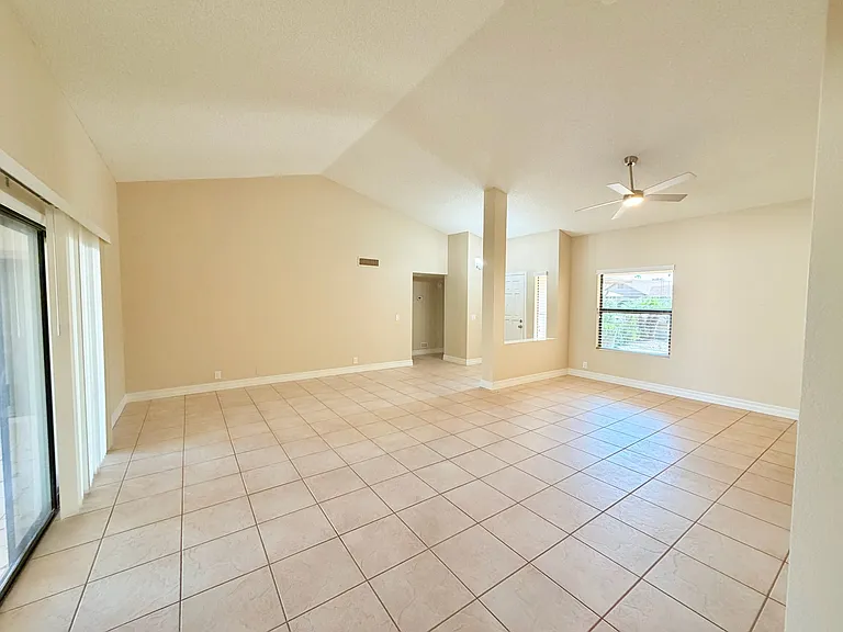 9856 W Rimrock Dr — Photo 8
