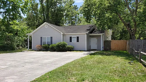 375 Lullwater Dr Photo 1