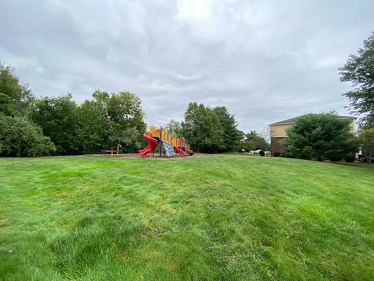 3991 Brown Ave #113 — Photo 32