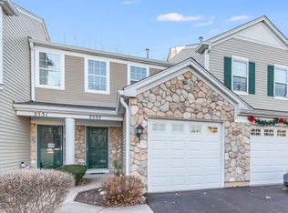 2533 Oak Tree Ln, Plainfield, IL 60586