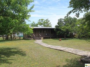 409 Lakeway, Spring branch, TX 78070