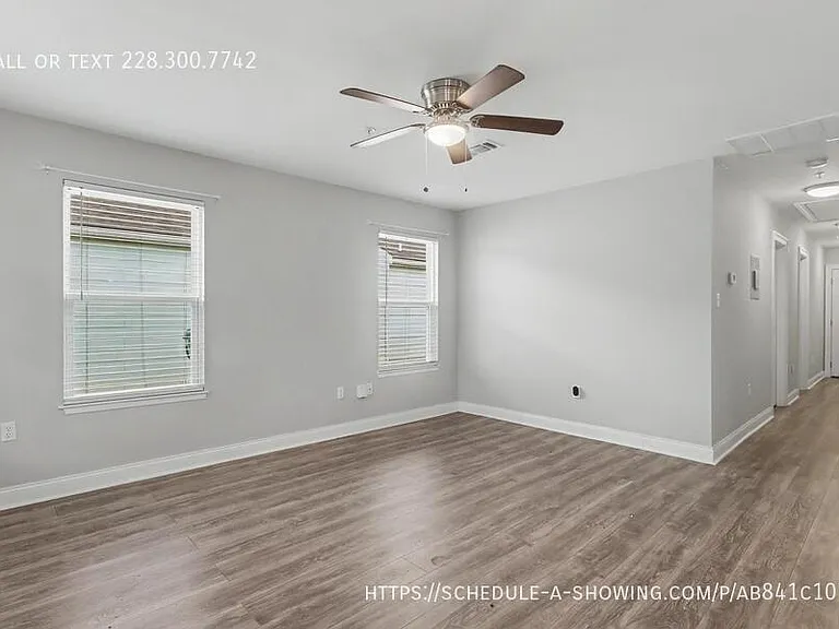 12056 Turnberry Cv — Photo 5