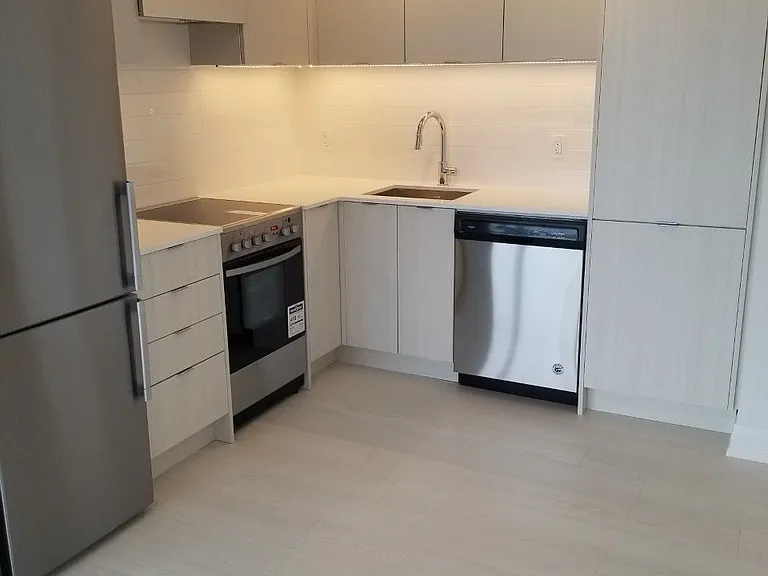 26 Gibbs Rd #739 — Photo 3