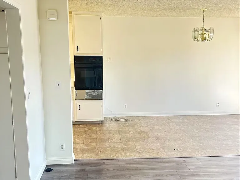 922 W Duarte Rd #11 — Photo 6