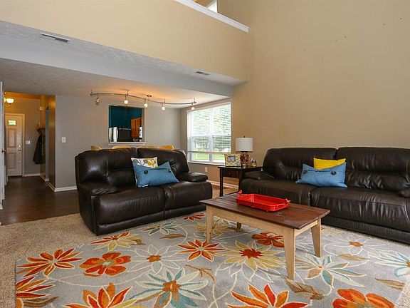 4th image of 3906 Little Creek Dr