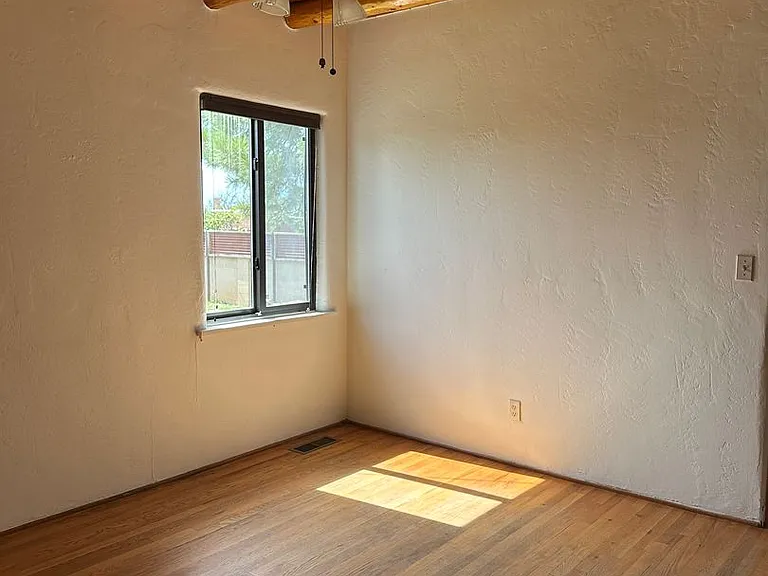1361 Santa Rosa Dr — Photo 19