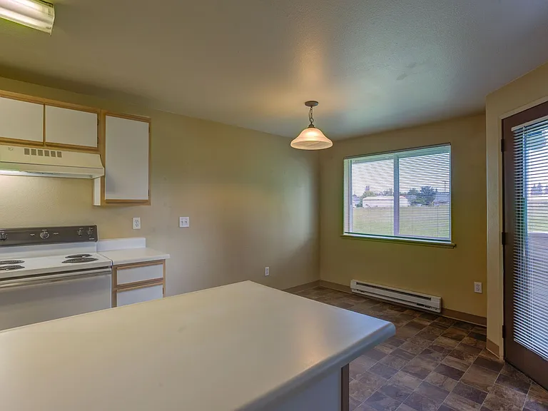 Creekside Apartments  — Photo 12