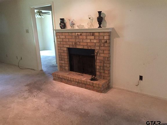 2nd image of 1015 E Broad St APT 5