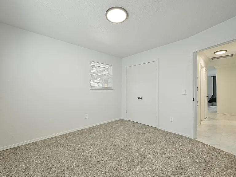 2525 SE 47th St — Photo 23