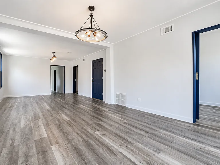 3509 W Shakespeare Ave #2 — Photo 2