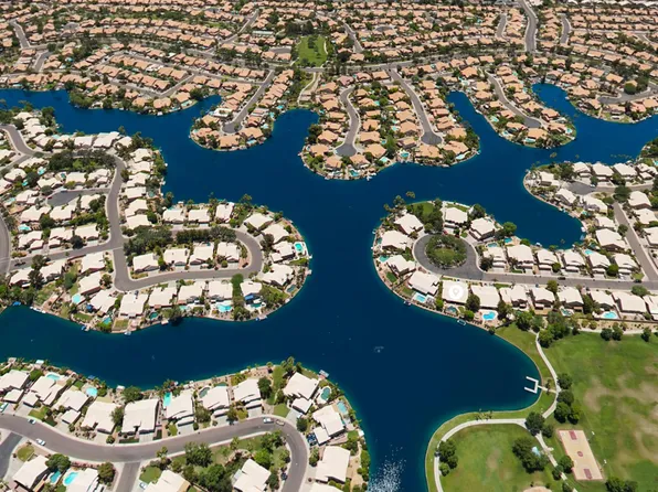 1002 S PORT Drive, Gilbert, AZ 85233