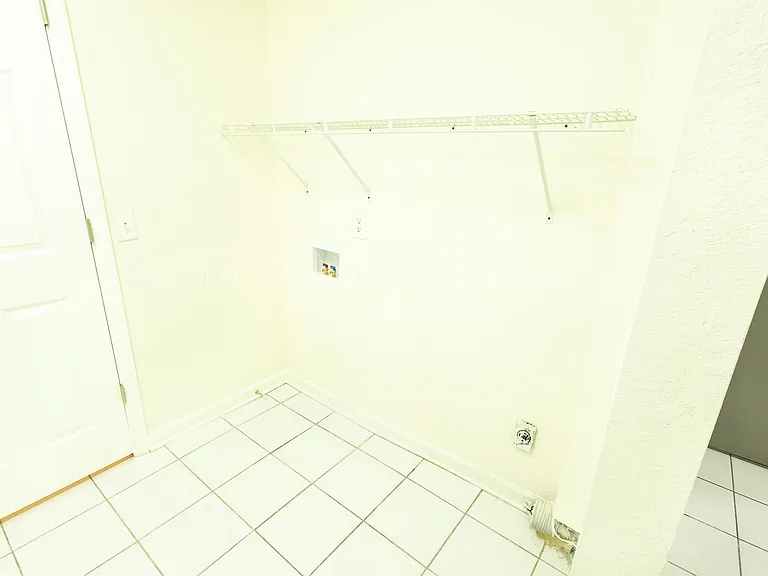 3627 6th Ave #3627 — Photo 17