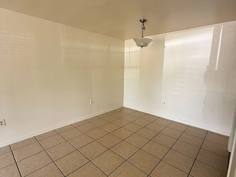 2059 Mariner Dr — Photo 6