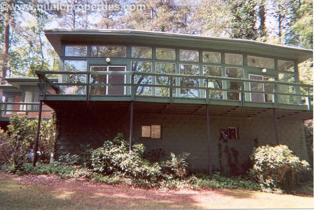 Exterior Back - 1140 Cherokee Cir