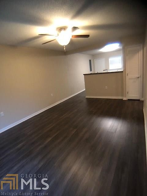 1st image of 235 Vista Cir APT 6