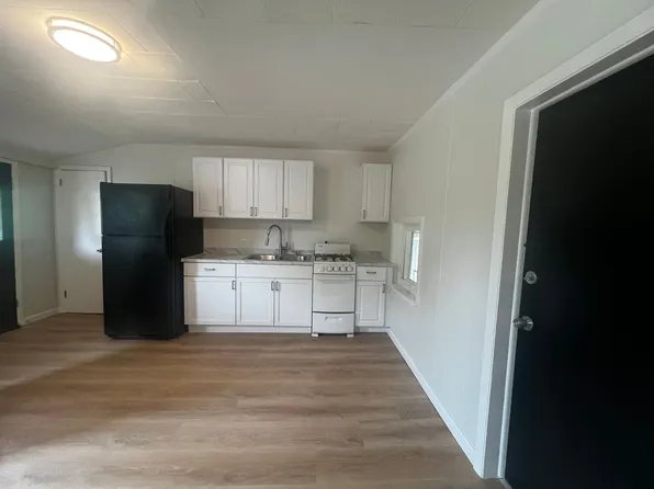490 Hartford Pike, 490 Hartford Pike #4, Dayville, CT 06241