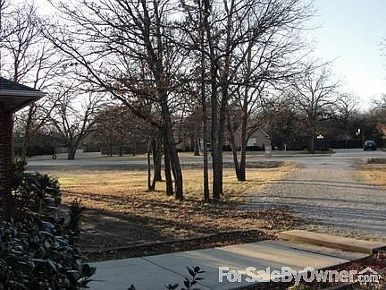 3rd image of 8 Shady Creek Ln