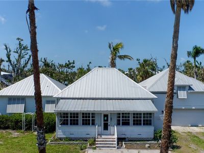 2551 Date St, Saint James City, FL, 33956