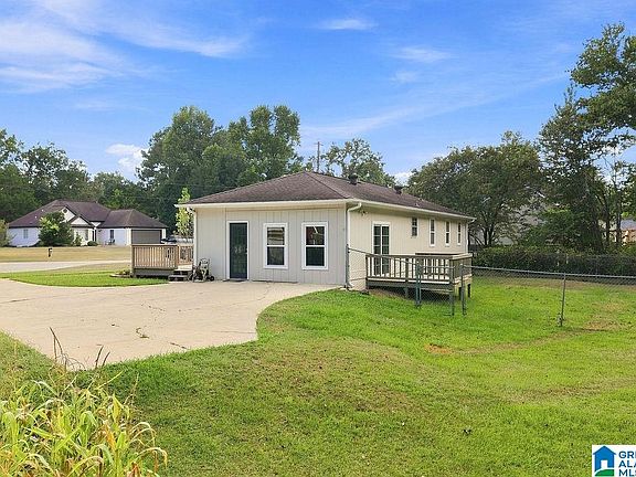 5th image of 218 Yellowhammer Dr