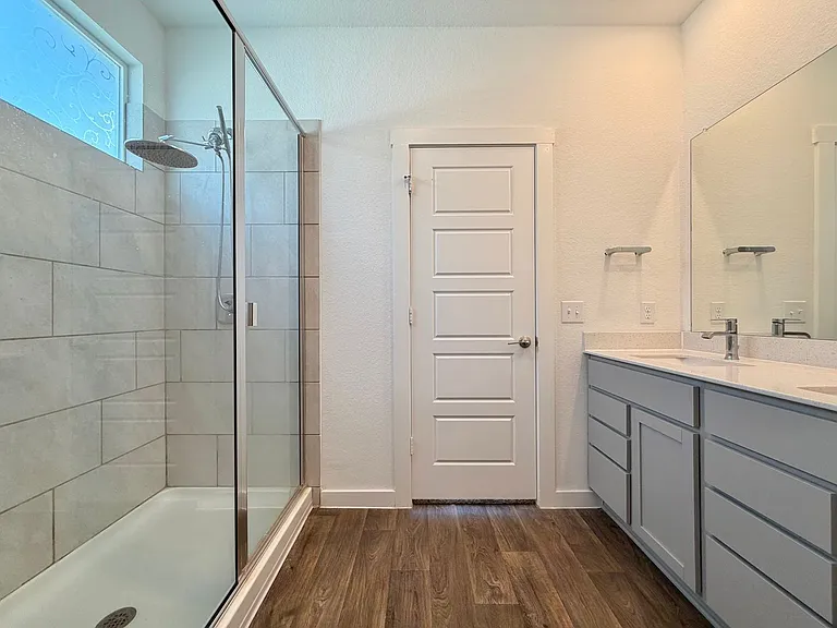 2901 Louris Ln — Photo 14