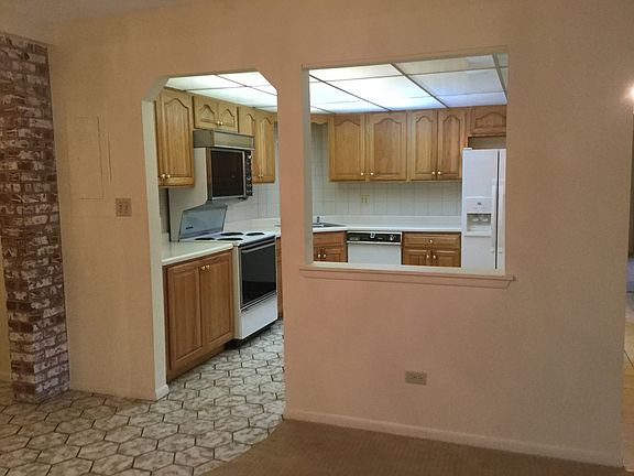 4th image of 7525 W Lawrence Ave Unit 207