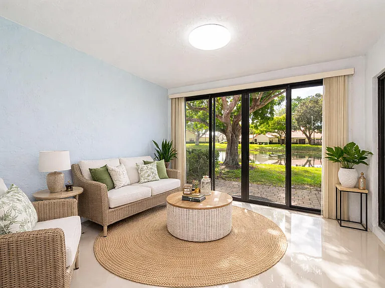 65 Centennial Ct — Photo 15