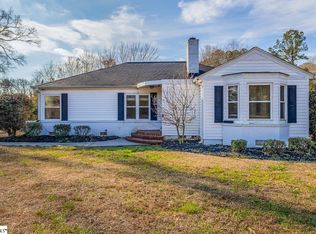 417 W Farley Ave, Laurens, SC 29360
