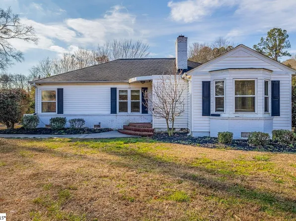 417 W Farley Ave, Laurens, SC 29360