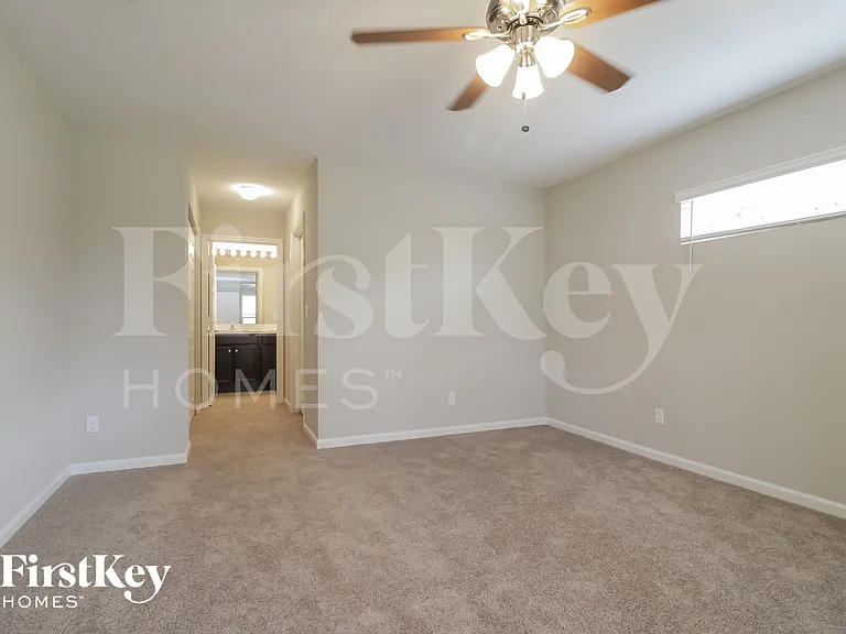 1630 Salazar St SE — Photo 6