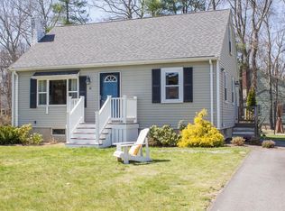 7 Dudley Rd, Foxboro, MA 02035