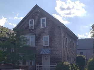 24 Rantoul St APT 1, Beverly, MA 01915