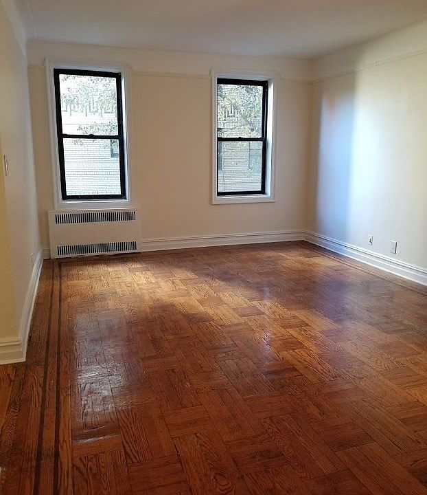 2nd image of 679 Ocean Pkwy APT 2C