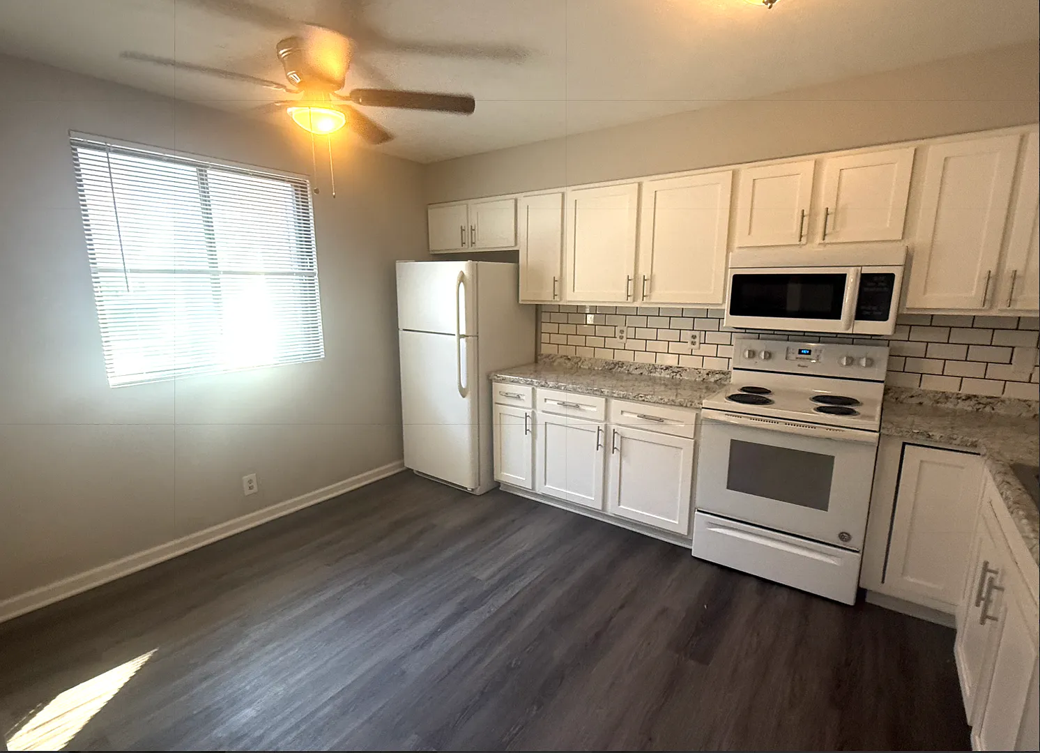 4210 Huntington Ave — Photo 4
