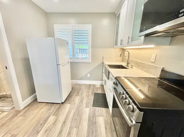 2219 Okeeffe Pl #B, Davis, CA 95618