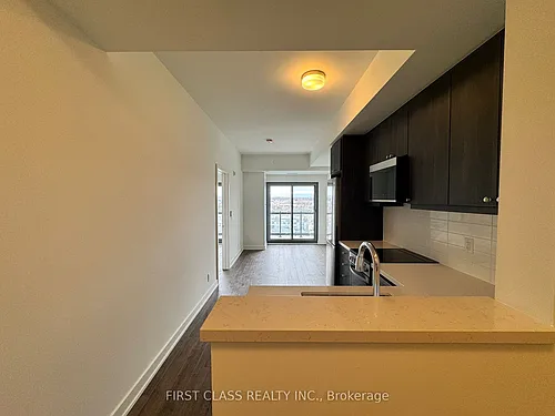 51 Clarington Blvd Photo 1