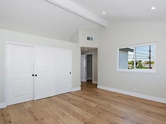 5th image of 10061 Holder St #B