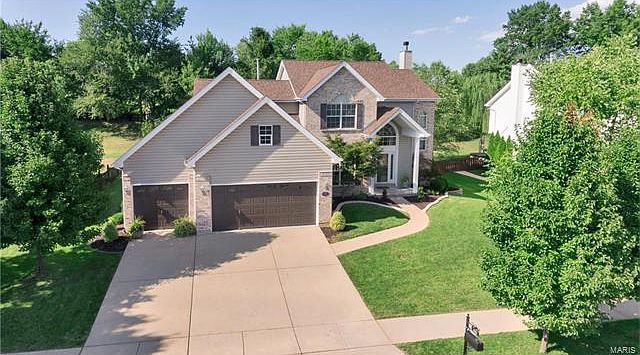 1st image of 450 Westglen Village Dr