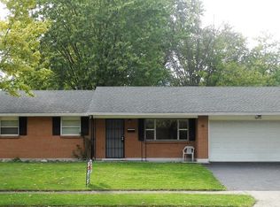 18 Greencliff Dr, Englewood, OH 45322