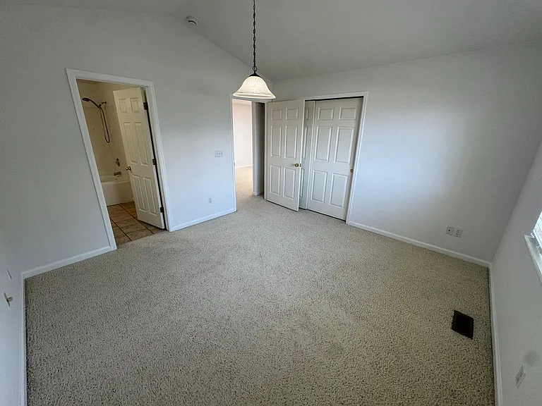 4505 S Auckland Ct — Photo 25