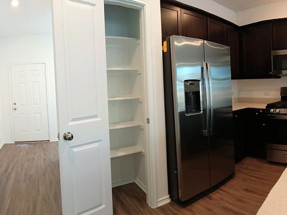 5th image of 601 Blanco Vis