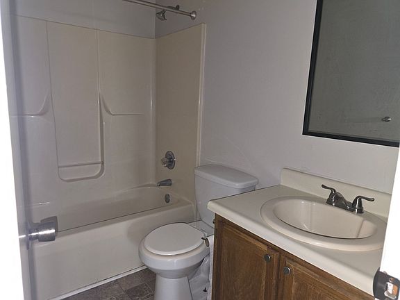 5th image of 824 Glen Reilly Dr