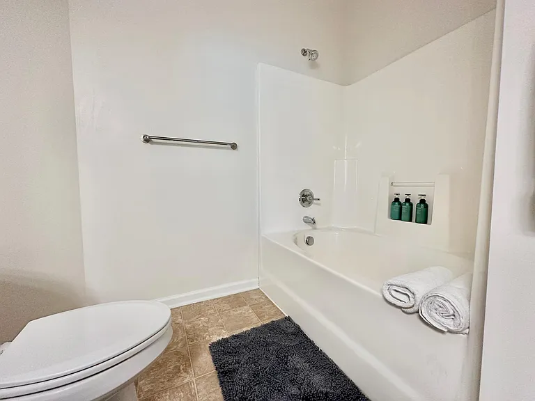 456 N Oceana Blvd — Photo 17