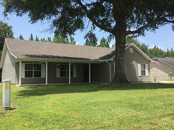 3rd image of 3770 Lorena Dr