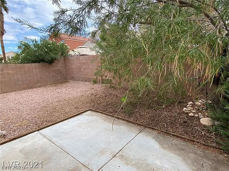 2457 Covered Wells Ave — Photo 13