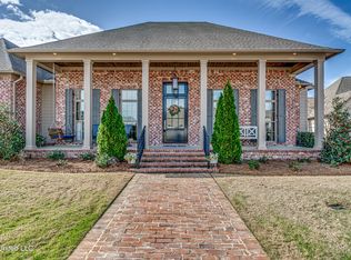 142 Latter Rayne Dr, Flowood, MS 39232